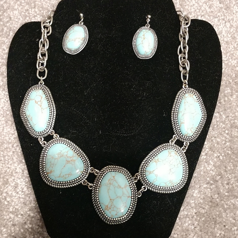 Turquoise colored necklace and earring set